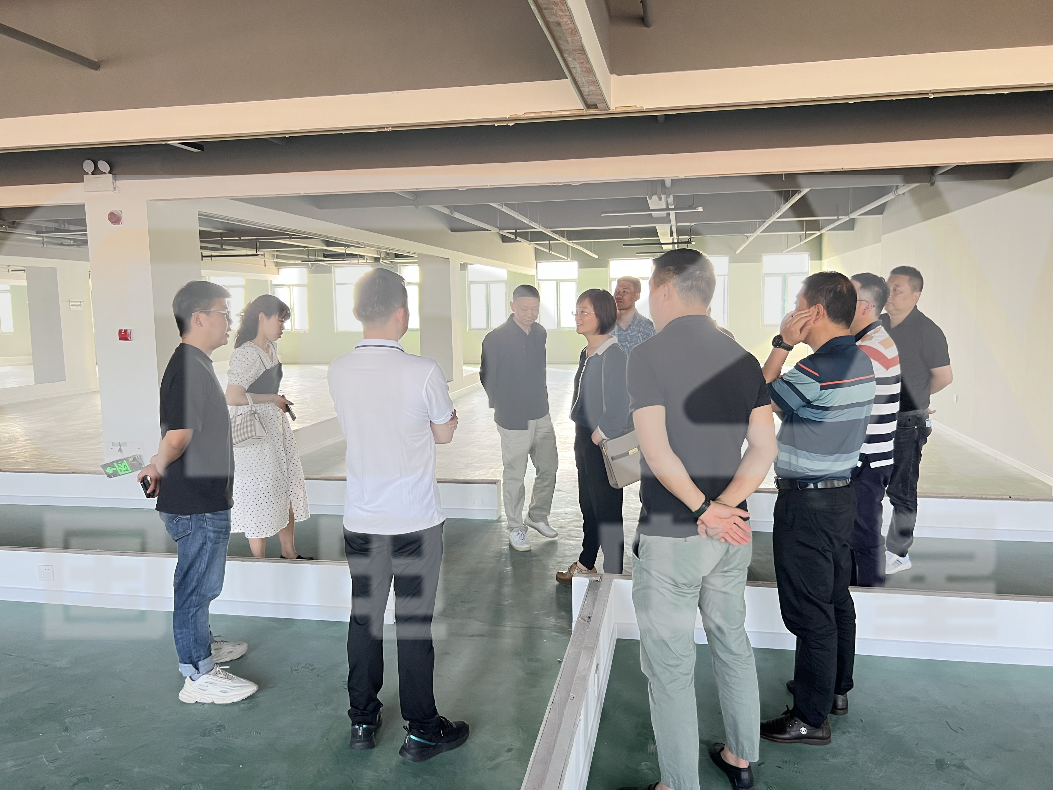 參過即將入駐的新辦公大樓內景.jpg
